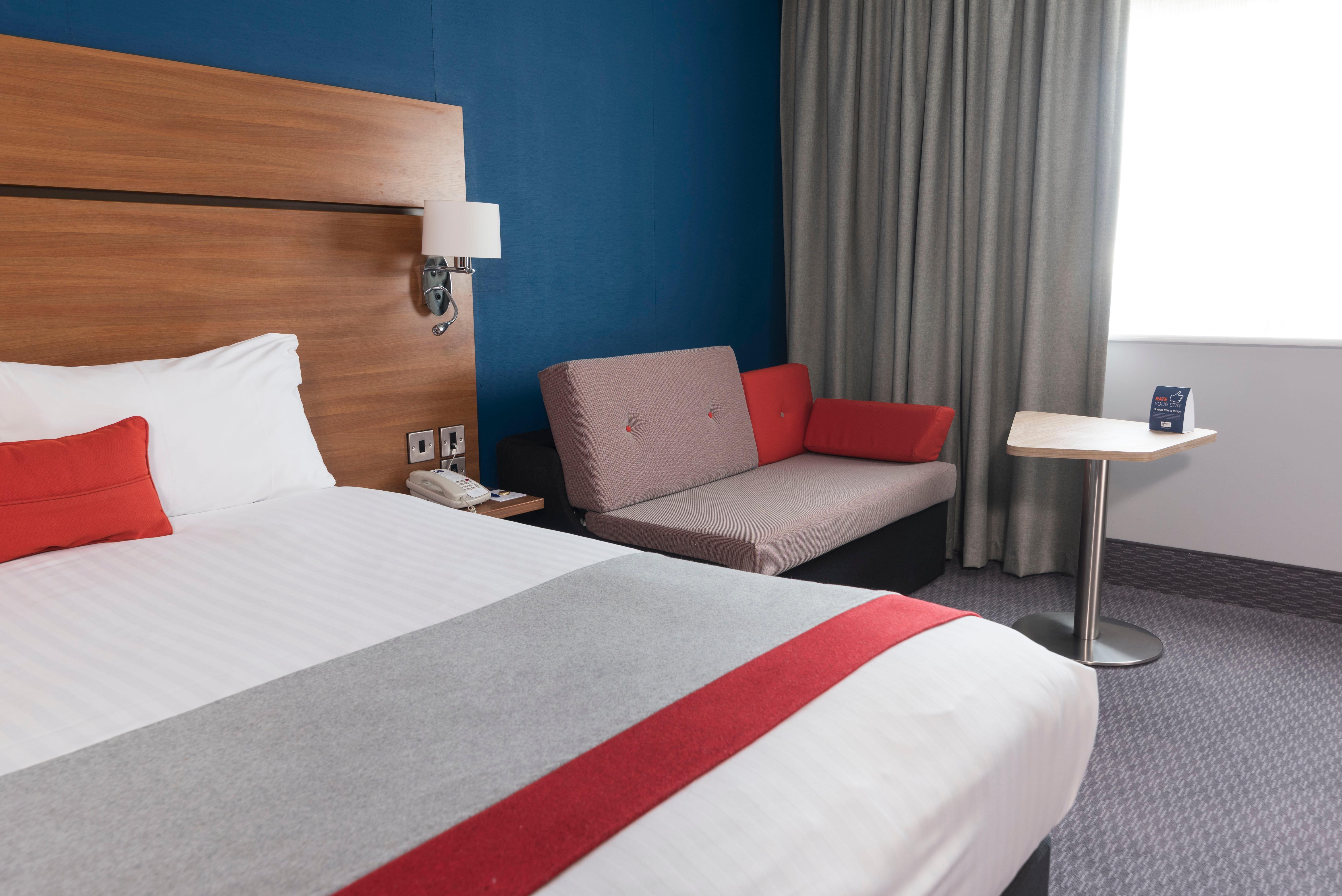 HOTEL HOLIDAY INN EXPRESS BIRMINGHAM STAR CITY BIRMINGHAM 3* (United  Kingdom) - from US$ 84 | BOOKED